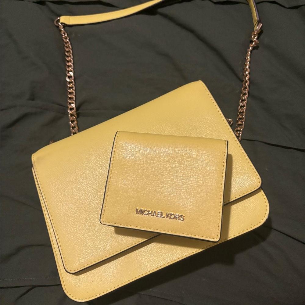 Michael Kors bag and wallet